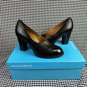 John Fluevog Attic Iris Patent-Toed Black Retro Classic Pumps Women's Size 7.5